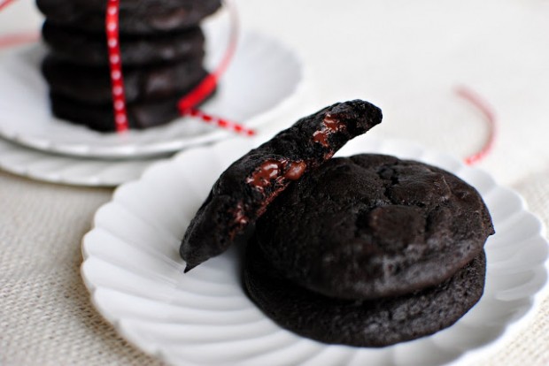 Sample of Dark Chocolate Merlot Cookies